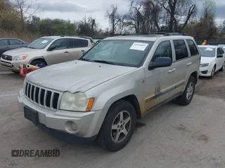 2007 Jeep Grand Cherokee Laredo z VIN 1J8HR48P77C548578, wystawiony jako IAAI lot #41974603 z przebiegiem 179 280 mil mil oraz . Historia ofert i sprzedaży dostępna na DreamBid. Obrazek 2.