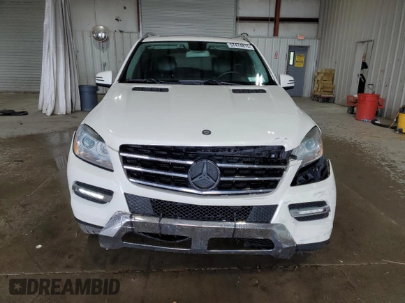 2012 Mercedes-Benz M 350 z VIN 4JGDA5HBXCA013141, wystawiony jako Copart lot #57474815 z przebiegiem 130 060 mil mil oraz Szkoda całkowita • Salvage title. Historia ofert i sprzedaży dostępna na DreamBid. Obrazek 5.