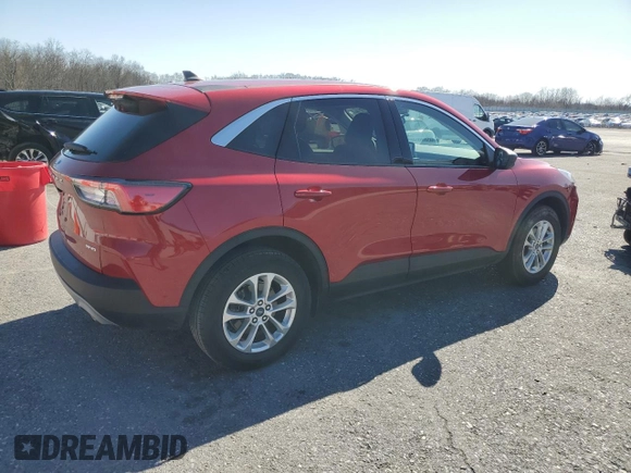 2022 Ford Escape SE with VIN 1FMCU9G68NUA03725, listed as a Copart auction lot 50210135 with 22,821 mi miles and Salvage Title. Bid and sale history available at DreamBid. Image 3.
