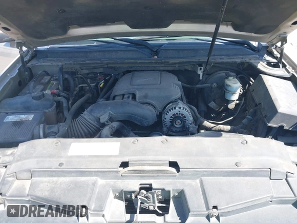 2007 Chevrolet Suburban LTZ with VIN 3GNFC16057G181463, listed as a IAAI auction lot 41862403 with 1 mi miles. Bid and sale history available at carsss.com. Image 10.