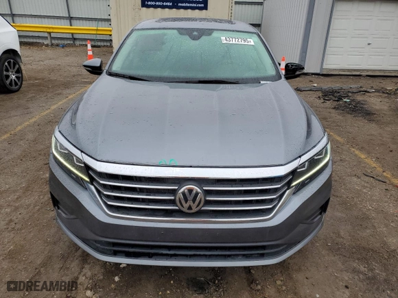 2021 Volkswagen Passat 2.0T SE with VIN 1VWSA7A33MC012734, listed as a Copart auction lot 43772795 with 85,579 mi miles and Salvage Title. Bid and sale history available at carsss.com. Image 5.