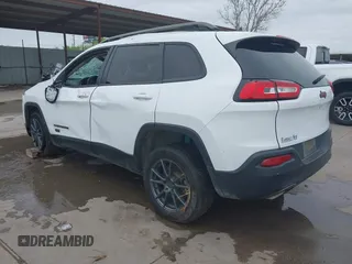 2016 Jeep Cherokee Latitude with VIN 1C4PJLCS4GW258930, listed as a IAAI auction lot 41944239 with 87,900 mi miles. Bid and sale history available at carsss.com. Image 3.
