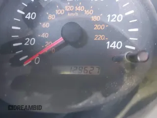 2003 Toyota Highlander z VIN JTEGD21A030060835, wystawiony jako IAAI lot #42203235 z przebiegiem 129 627 mil mil oraz . Historia ofert i sprzedaży dostępna na DreamBid. Obrazek 7.