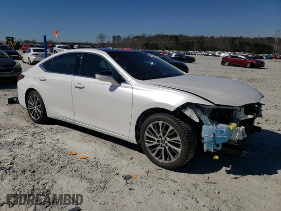 2020 Lexus ES with VIN 58ADZ1B18LU063593, listed as a Copart auction lot 46476125 with 77,273 mi miles and Salvage Title. Bid and sale history available at carsss.com. Image 4.