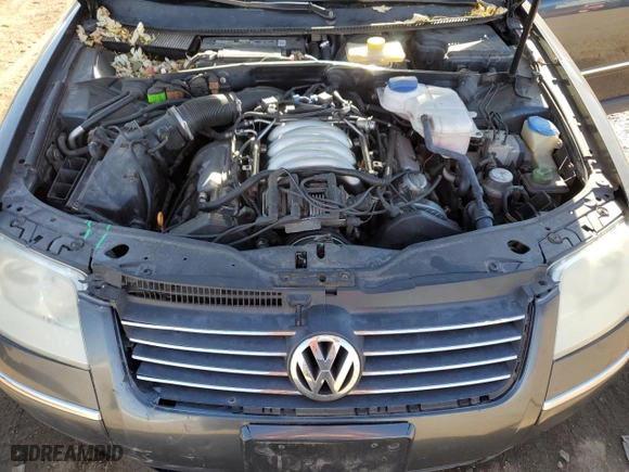 2003 Volkswagen Passat GLX with VIN WVWTH63B13P056529, listed as a Copart auction lot 80905134 with 191,183 mi miles and Salvage Title. Bid and sale history available at carsss.com. Image 11.