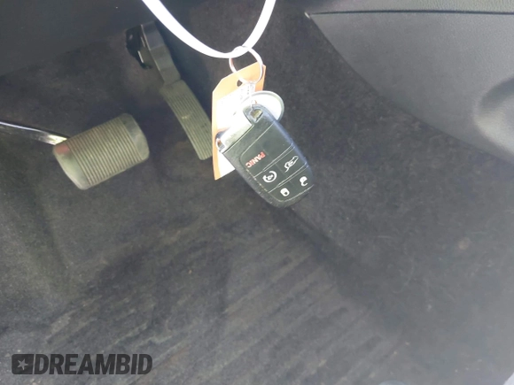 2017 Jeep Grand Cherokee Trailhawk with VIN 1C4RJFLG4HC940652, listed as a IAAI auction lot 42135489 with 102,593 mi miles and . Bid and sale history available at DreamBid. Image 11.