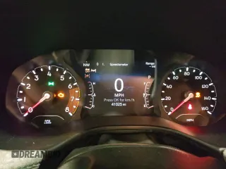 2024 Jeep Compass Latitude z VIN 3C4NJDBN9RT605735, wystawiony jako Copart lot #65954655 z przebiegiem 41 025 mil mil oraz Czysty tytuł • Clean title. Historia ofert i sprzedaży dostępna na DreamBid. Obrazek 9.