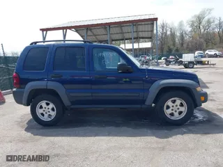 2007 Jeep Liberty Sport with VIN 1J4GL48K77W571053, listed as a IAAI auction lot 41918009 with 162,828 mi miles. Bid and sale history available at carsss.com. Image 14.
