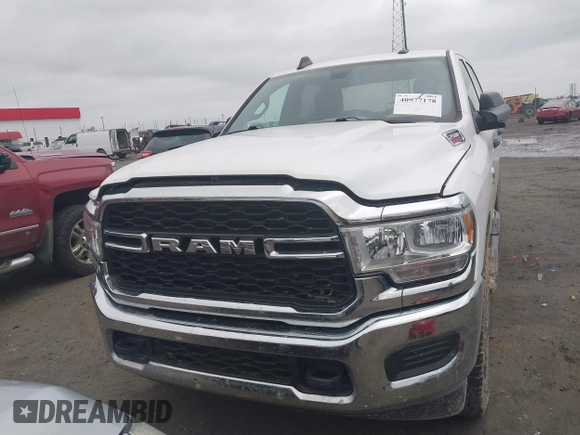 2021 Ram 2500 Tradesman with VIN 3C6UR5CL1MG695849, listed as a IAAI auction lot 40977178 with 104,097 mi miles. Bid and sale history available at carsss.com. Image 12.