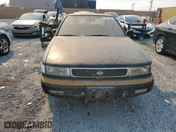1992 Nissan Maxima с VIN JN1HJ01F1NT007180, выставлен на аукционе Copart как лот 71271334 с пробегом 252 299 миль миль и Чистый • Clean title. История ставок и продаж доступна на DreamBid. Изображение 5.