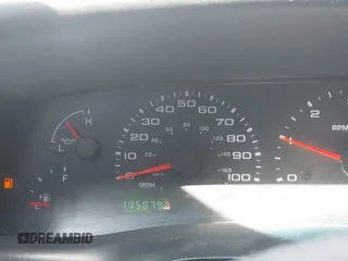 2004 Ford F-250 XL с VIN 1FTNW21S94EA74607, выставлен на аукционе IAAI как лот 42424306 с пробегом 195 879 миль миль и . История ставок и продаж доступна на DreamBid. Изображение 14.