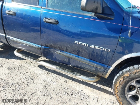 2003 Dodge Ram 2500 ST with VIN 3D7KA28D33G730953, listed as a IAAI auction lot 41769788 with 203,208 mi miles. Bid and sale history available at carsss.com. Image 6.