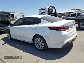2018 Kia Optima S with VIN 5XXGT4L31JG229693, listed as a Copart auction lot 60841225 with 63,739 mi miles and Salvage title. Bid and sale history available at DreamBid. Image 2.