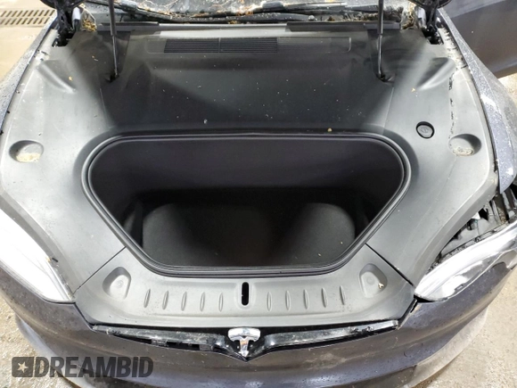 2022 Tesla Model S Plaid z VIN 5YJSA1E64NF460280, wystawiony jako Copart lot #60063745 z przebiegiem 42 387 mil mil oraz Szkoda całkowita • Salvage title. Historia ofert i sprzedaży dostępna na DreamBid. Obrazek 11.