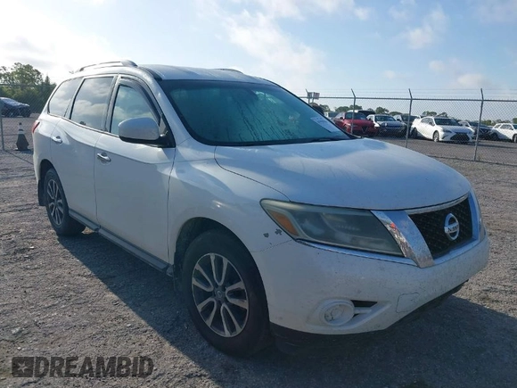 2013 Nissan Pathfinder SV with VIN 5N1AR2MNXDC646674, listed as a IAAI auction lot 41958586 with 238,257 mi miles. Bid and sale history available at carsss.com. Image 1.