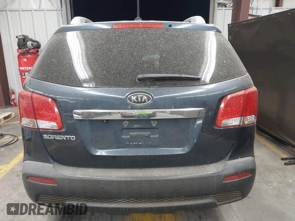 2011 Kia Sorento LX with VIN 5XYKT4A18BG167038, listed as a IAAI auction lot 41625650 with 238,628 mi miles. Bid and sale history available at carsss.com. Image 16.
