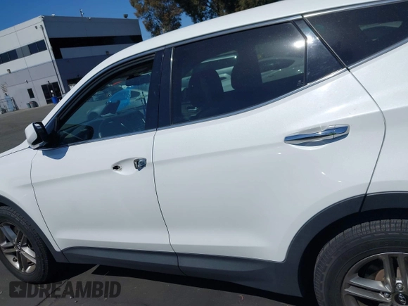 2017 Hyundai Santa Fe 2.4L z VIN 5XYZTDLB0HG403842, wystawiony jako IAAI lot #42206543 z przebiegiem 77 900 mil mil oraz . Historia ofert i sprzedaży dostępna na DreamBid. Obrazek 15.