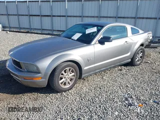 2009 Ford Mustang with VIN 1ZVHT80N495114004, listed as a IAAI auction lot 42518913 with 184,030 mi miles and . Bid and sale history available at DreamBid. Image 18.