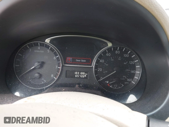 2013 Nissan Altima SV with VIN 1N4AL3AP8DN583103, listed as a IAAI auction lot 41698735 with 183,188 mi miles and . Bid and sale history available at carsss.com. Image 7.