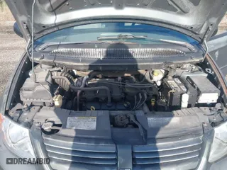2007 Dodge Grand Caravan SXT with VIN 2D4GP44L57R192914, listed as a IAAI auction lot 41988252 with 136,410 mi miles. Bid and sale history available at carsss.com. Image 10.