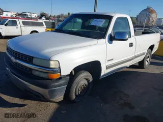 2001 Chevrolet Silverado 1500 LS with VIN 1GCEK14T71Z329088, listed as a IAAI auction lot 41510286 with 312,979 mi miles. Bid and sale history available at carsss.com. Image 2.