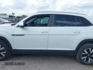 2020 Volkswagen Atlas SE with VIN 1V23C2CA1LC201332, listed as a IAAI auction lot 42372103 with 81,424 mi miles and . Bid and sale history available at DreamBid. Image 14.