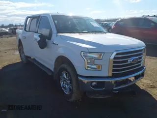 2015 Ford F-150 XLT with VIN 1FTEW1EF8FKE35305, listed as a IAAI auction lot 41679383 with 153,901 mi miles. Bid and sale history available at carsss.com. Image 1.