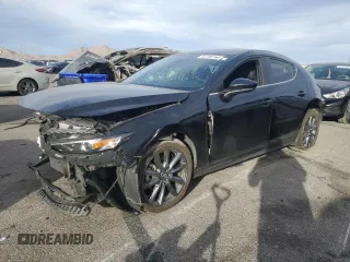 2019 Mazda Mazda3 Hatchback w/Preferred Pkg with VIN JM1BPBMM1K1123347, listed as a Copart auction lot 87330764 with 31,189 mi miles and Salvage Title. Bid and sale history available at carsss.com. Image 1.