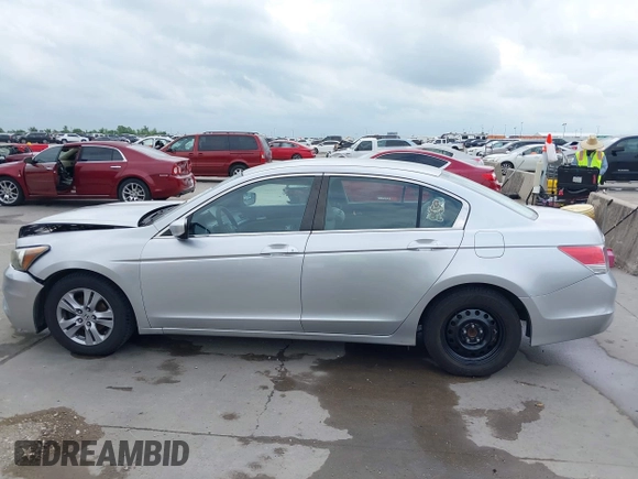 2012 Honda Accord LX Premium z VIN 1HGCP2F46CA011843, wystawiony jako IAAI lot #42145165 z przebiegiem 85 160 mil mil oraz . Historia ofert i sprzedaży dostępna na DreamBid. Obrazek 15.