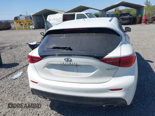 2018 Infiniti QX30 with VIN SJKCH5CPXJA043359, listed as a IAAI auction lot 42114863 with 64,172 mi miles. Bid and sale history available at carsss.com. Image 17.