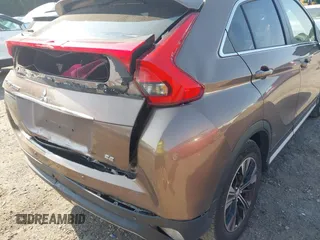 2020 Mitsubishi Eclipse Cross SE z VIN JA4AS5AA3LZ002452, wystawiony jako IAAI lot #42396254 z przebiegiem 125 746 mil mil oraz . Historia ofert i sprzedaży dostępna na DreamBid. Obrazek 17.