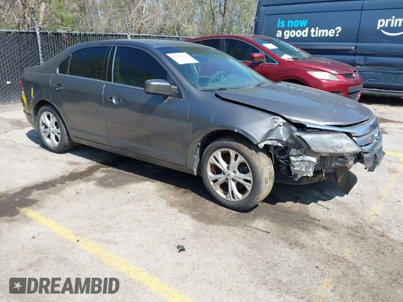 2012 Ford Fusion SE with VIN 3FAHP0HA3CR227012, listed as a IAAI auction lot 41925147 with 172,999 mi miles. Bid and sale history available at carsss.com. Image 1.