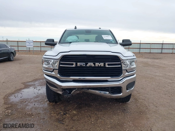 2019 Ram 2500 Big Horn with VIN 3C6UR5DJ8KG544954, listed as a IAAI auction lot 41588673 with 50,410 mi miles. Bid and sale history available at carsss.com. Image 13.