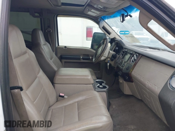 2010 Ford Super Duty F-250 SRW XL with VIN 1FTSW2BR5AEA13152, listed as a IAAI auction lot 41491929 with 310,807 mi miles. Bid and sale history available at carsss.com. Image 5.