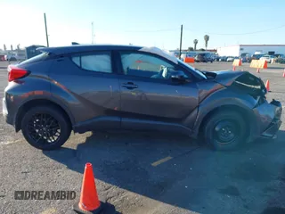2018 Toyota C-HR XLE with VIN NMTKHMBX3JR009940, listed as a IAAI auction lot 41840885 with 71,155 mi miles. Bid and sale history available at carsss.com. Image 13.