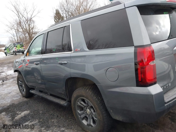 2018 Chevrolet Tahoe LT with VIN 1GNSKBKC4JR183090, listed as a IAAI auction lot 41427881 with 114,031 mi miles. Bid and sale history available at carsss.com. Image 14.