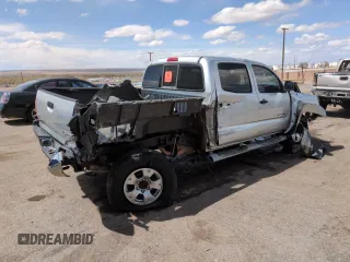 2006 Toyota Tacoma PreRunner z VIN 5TEJU62N56Z167225, wystawiony jako Copart lot #51672135 z przebiegiem 147 163 mil mil oraz Szkoda całkowita • Salvage title. Historia ofert i sprzedaży dostępna na DreamBid. Obrazek 3.
