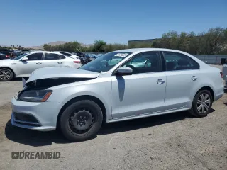 2017 Volkswagen Jetta S z VIN 3VW2B7AJ1HM292914, wystawiony jako Copart lot #61734325 z przebiegiem 111 947 mil mil oraz Szkoda całkowita • Salvage title. Historia ofert i sprzedaży dostępna na DreamBid. Obrazek 1.
