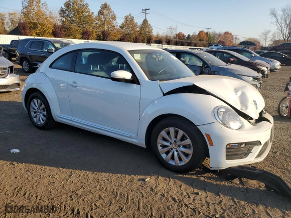 2019 Volkswagen Beetle S with VIN 3VWFD7AT1KM700364, listed as a Copart auction lot 77372794 with 0 mi miles and Salvage Title. Bid and sale history available at carsss.com. Image 4.