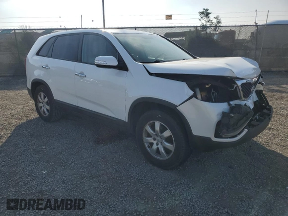 2013 Kia Sorento LX with VIN 5XYKT3A14DG334802, listed as a Copart auction lot 62551155 with 110,915 mi miles and Salvage title. Bid and sale history available at DreamBid. Image 4.