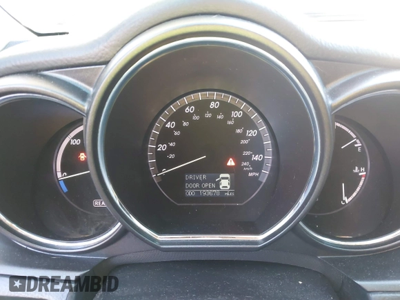 2007 Lexus RX 400h z VIN JTJGW31U772004557, wystawiony jako IAAI lot #41458659 z przebiegiem 193 678 mil mil oraz . Historia ofert i sprzedaży dostępna na DreamBid. Obrazek 7.