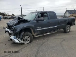 2005 GMC Sierra 2500HD SLT with VIN 1GTHK29U05E307645, listed as a Copart auction lot 80295834 with 151,225 mi miles and Salvage title. Bid and sale history available at DreamBid. Image 1.