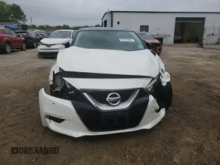 2017 Nissan Maxima SV with VIN 1N4AA6AP0HC373684, listed as a Copart auction lot 51772025 with 122,755 mi miles and Salvage title. Bid and sale history available at DreamBid. Image 5.