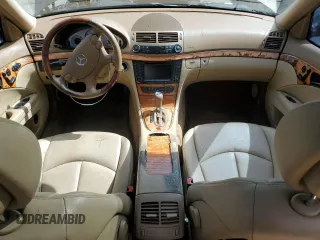 2008 Mercedes-Benz E 350 Luxury z VIN WDBUF56X88B203203, wystawiony jako Copart lot #55388255 z przebiegiem 173 706 mil mil oraz Szkoda całkowita • Salvage title. Historia ofert i sprzedaży dostępna na DreamBid. Obrazek 8.