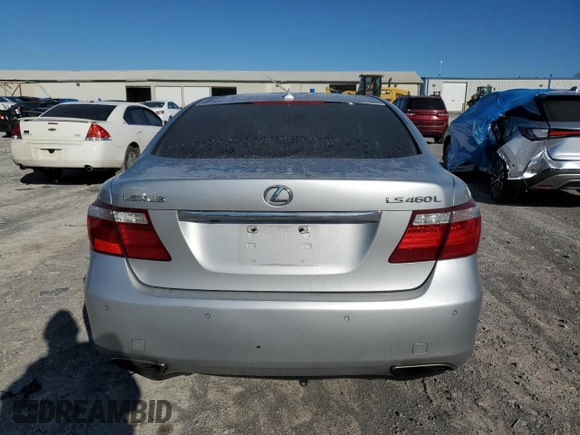 2007 Lexus LS 460 L z VIN JTHGL46FX75001158, wystawiony jako Copart lot #49345445 z przebiegiem 271 513 mil mil oraz Czysty tytuł • Clean title. Historia ofert i sprzedaży dostępna na DreamBid. Obrazek 6.