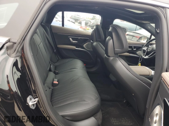 2022 Mercedes-Benz EQS with VIN W1KCG2DB2NA014313, listed as a Copart auction lot 56530564 with 22,789 mi miles and Salvage Title. Bid and sale history available at carsss.com. Image 10.