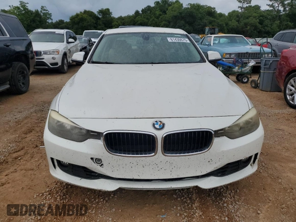 2014 BMW 3 Series 328i with VIN WBA3A5C59EP601899, listed as a Copart auction lot 61430675 with 205,396 mi miles and Salvage title. Bid and sale history available at DreamBid. Image 5.