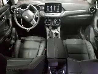 2024 Chevrolet Blazer LT with VIN 3GNKBJR44RS171295, listed as a Copart auction lot 47431225 with 18,699 mi miles and Salvage Title. Bid and sale history available at carsss.com. Image 8.