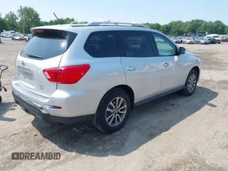 2018 Nissan Pathfinder SL with VIN 5N1DR2MM4JC670095, listed as a IAAI auction lot 42478486 with 291,630 mi miles and . Bid and sale history available at DreamBid. Image 4.
