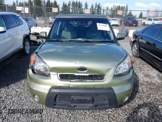 2010 Kia Soul + with VIN KNDJT2A24A7049671, listed as a IAAI auction lot 41736087 with 144,524 mi miles. Bid and sale history available at carsss.com. Image 12.